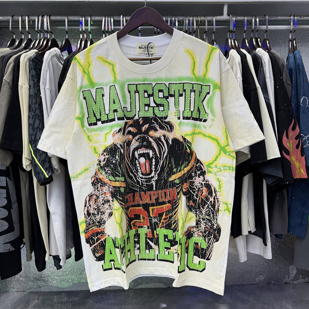 MAJESTIK The World Dogg Graphic Short-Sleeve T-Shirt — context