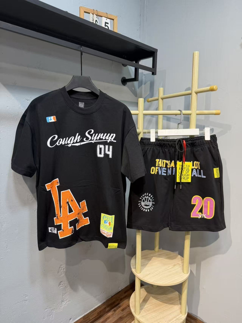 THAT'S A AWFUL LOT OF COUGH SYRUP LA Graphic Short-Sleeve Set — front